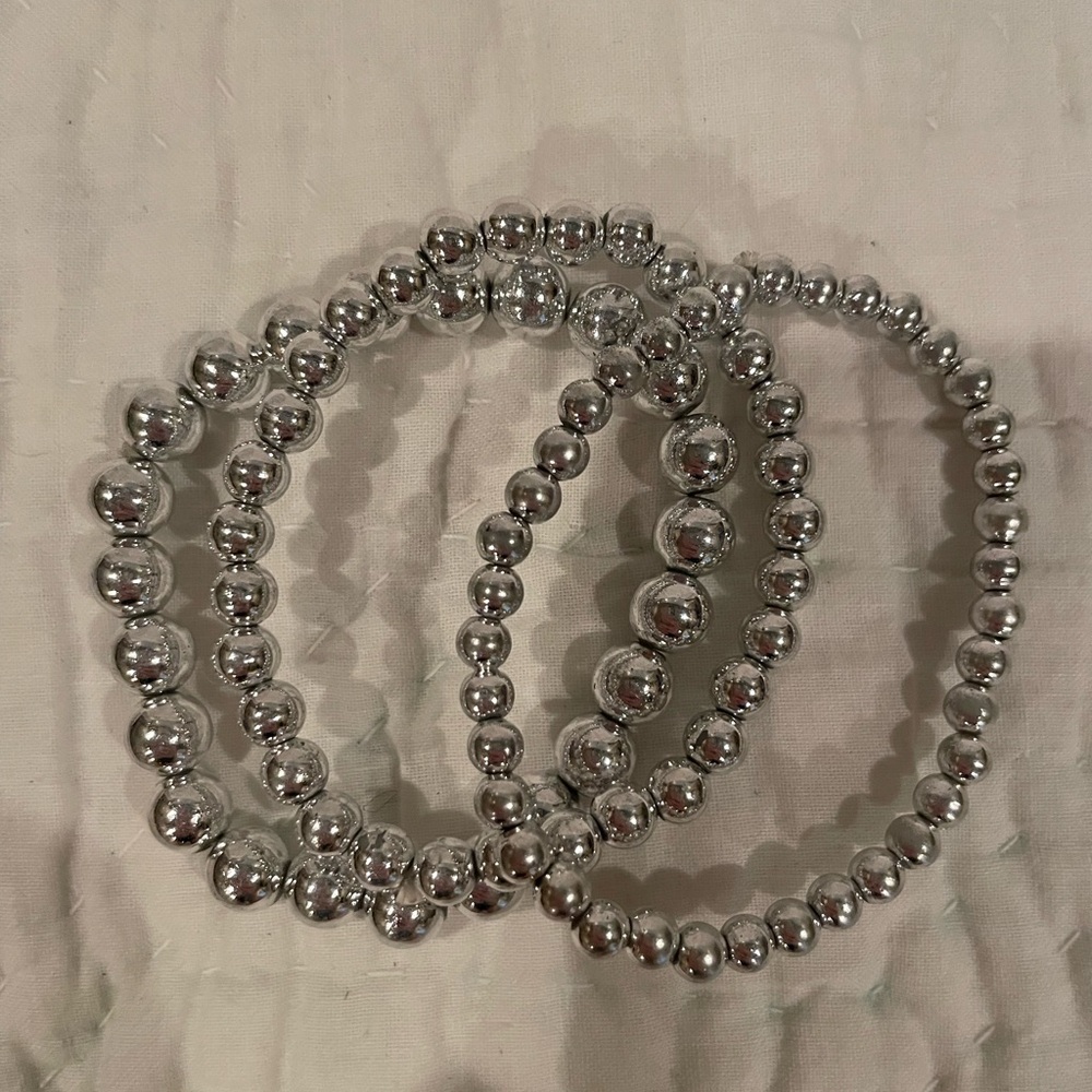 Multiple Chic Beaded Bracelet Sets (all included for same price!) - Picture 2 of 8